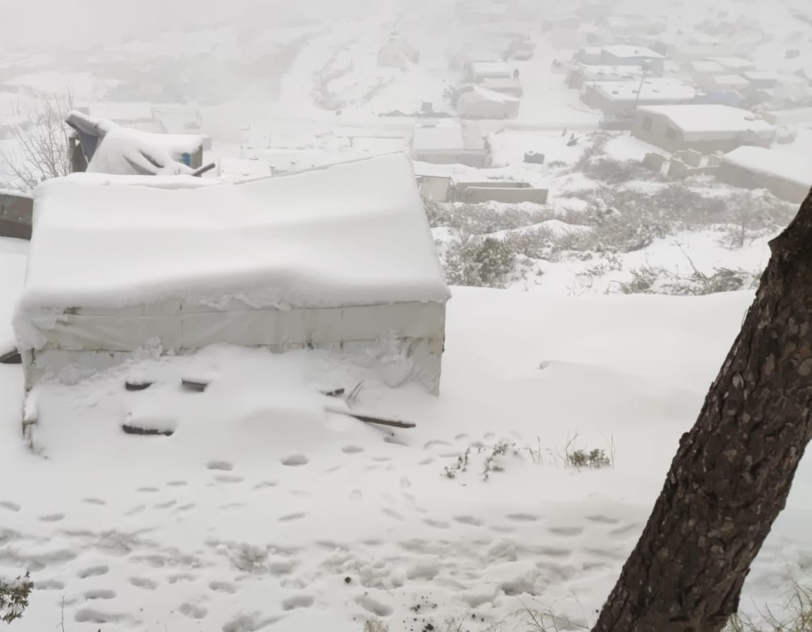 A blizzard hit the IDPs camps in NW. Syria 23-1-2022 (1)