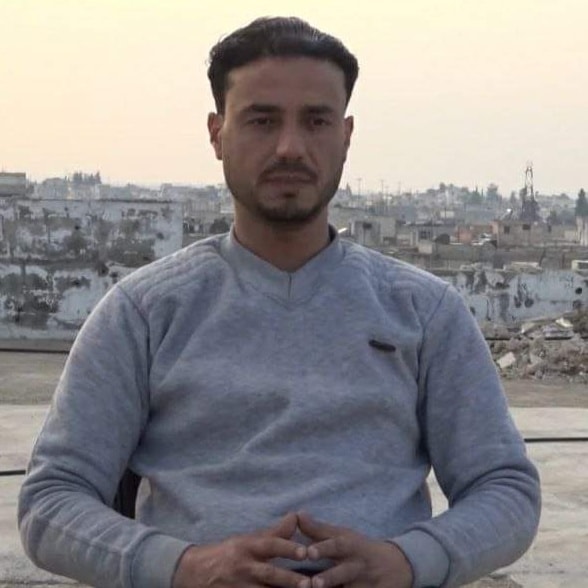 ناشط إعلامي سابق قتله مجهولون في حمص في سوريا 26-2-2022