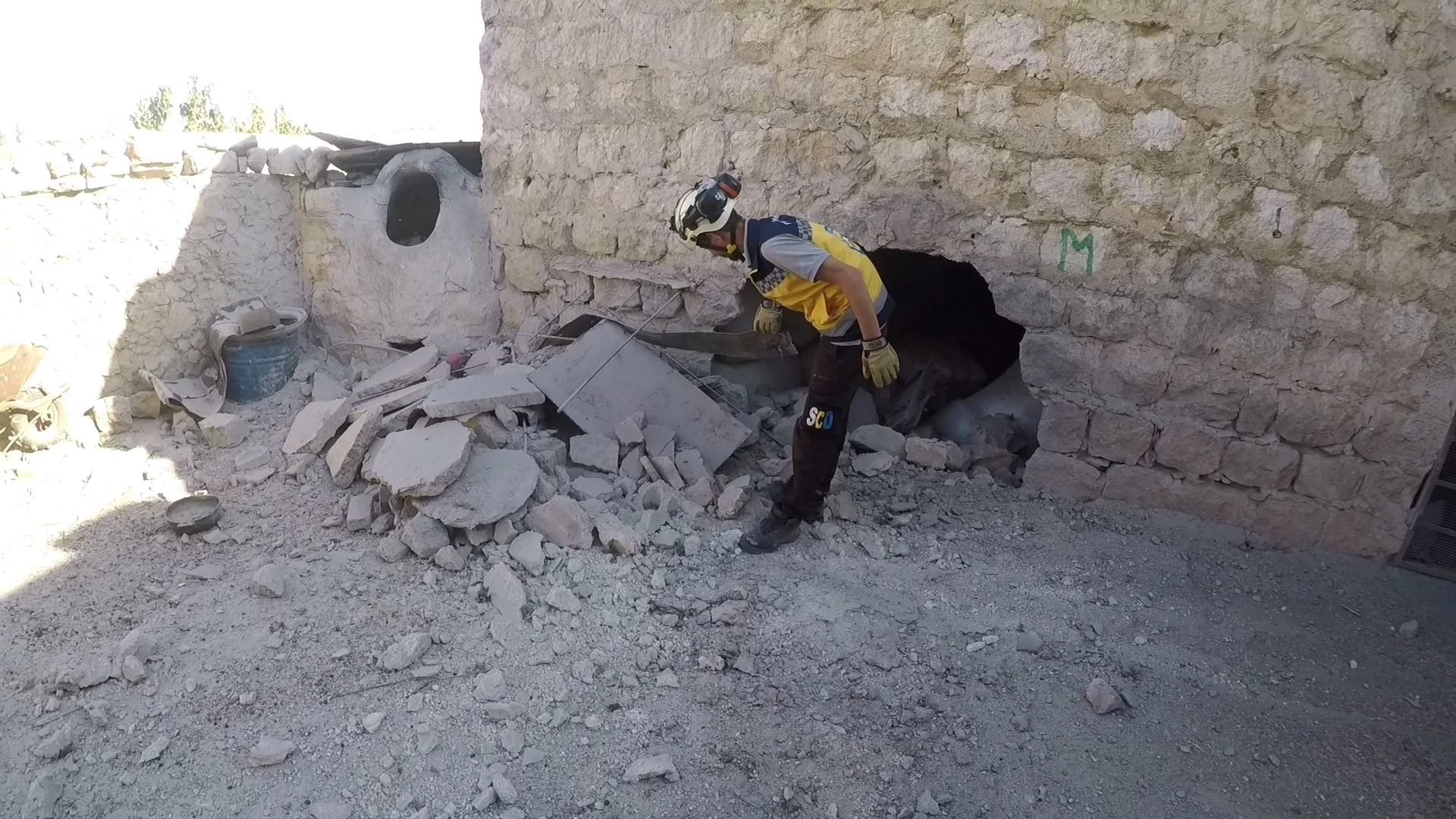 Syrian regime forces bomb Tadeil village in Aleppo on September 10