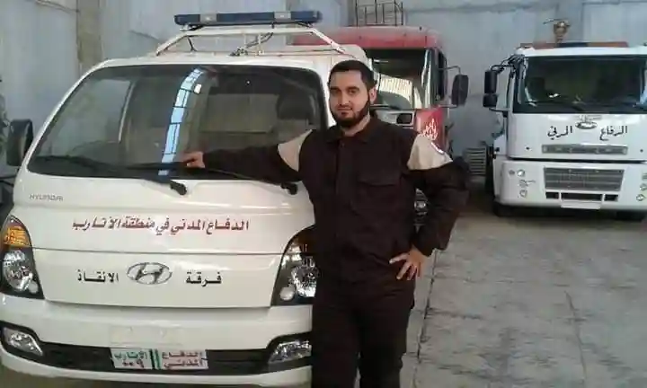 Abdul Basit Ahmad Abdul Khaleq, from al-Atareb city in the western suburbs of Aleppo governorate, a Civil Defense volunteer who worked at the White Helmets’ al-Atareb Center, was killed on July 11, 2023, in an attack by Syrian regime artillery forceswho fired an anti-armor rocket at the car Abdul Basit was travelling in on the road between al-Atareb city and Kafr Nouran town in the western suburbs of Aleppo, while he was on his way to examine a site targeted in earlier regime artillery bombardment. The area is under the joint control of armed opposition factions and Hay’at Tahrir al-Sham (HTS). The Syrian Network for Human Rights (SNHR) notes that, through this and similar attacks, Syrian regime forces have unequivocally violated Security Council resolutions 2139 & 2254, both of which categorically prohibit indiscriminate attacks, as well as violating the rules of international humanitarian law on distinguishing between civilians and fighters. Such attacks aim solely to spread fear and panic among civilians, and to drive them from their lands and homes, and forcibly displace them. It is estimated that 6.5 million people are currently internally displaced in Syria. The international community must put pressure on the Syrian regime and its allies to compensate the displaced victims, repair the damaged homes and civilian facilities, and support a process of political transition. Pressure should be applied on all parties to compel them to launch such a transition within a period of no more than six months, so that millions of displaced people can safely and stably return to their homes.