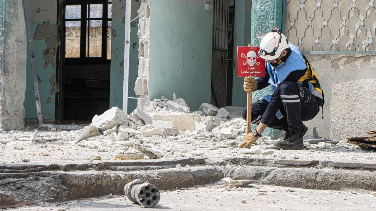 Syrian regime forces bomb a school in E. Idlib, March 19, 2024