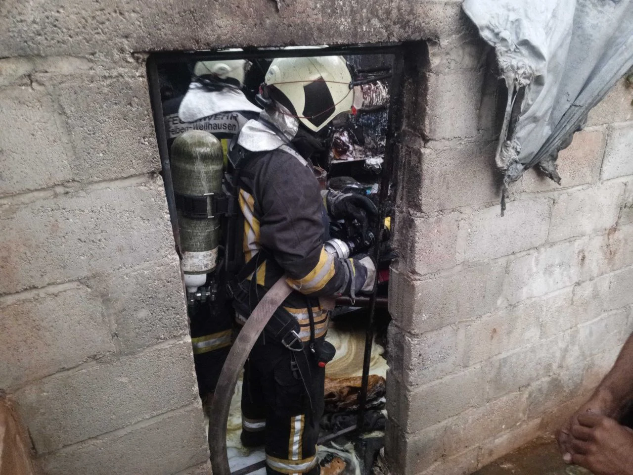 Fire breaks out in an IDPs housing unit in E. Aleppo, August 15, 2024