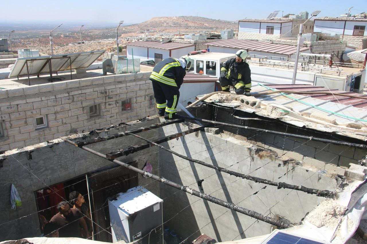 Fire breaks out in an IDPs housing unit in N. Idlib, September 10, 2024