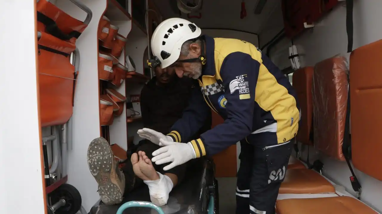 Two siblings injured in a ground regime attack in S. Idlib, November 4, 2024