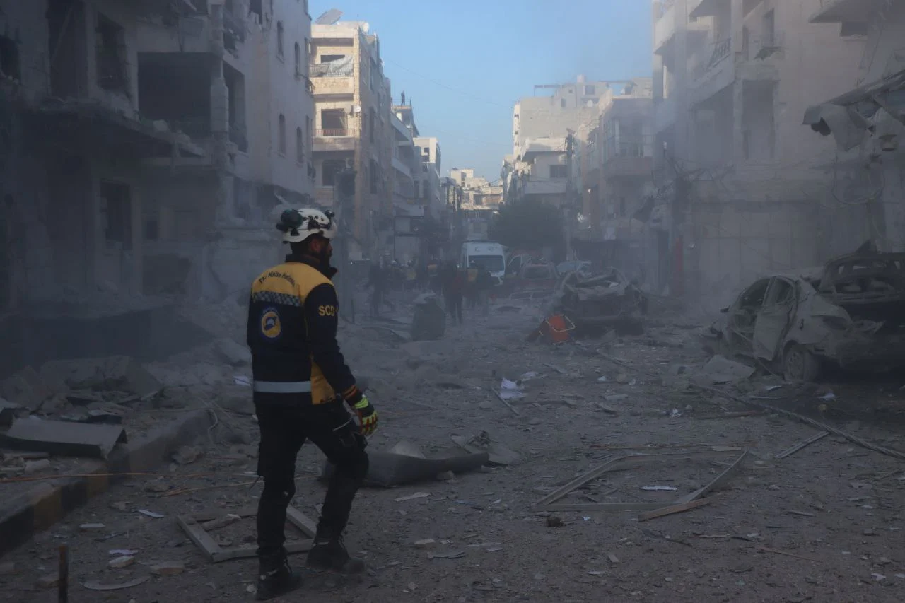 16 killed, 59 injured, in an air regime attack on Idlib city, December 1, 2024