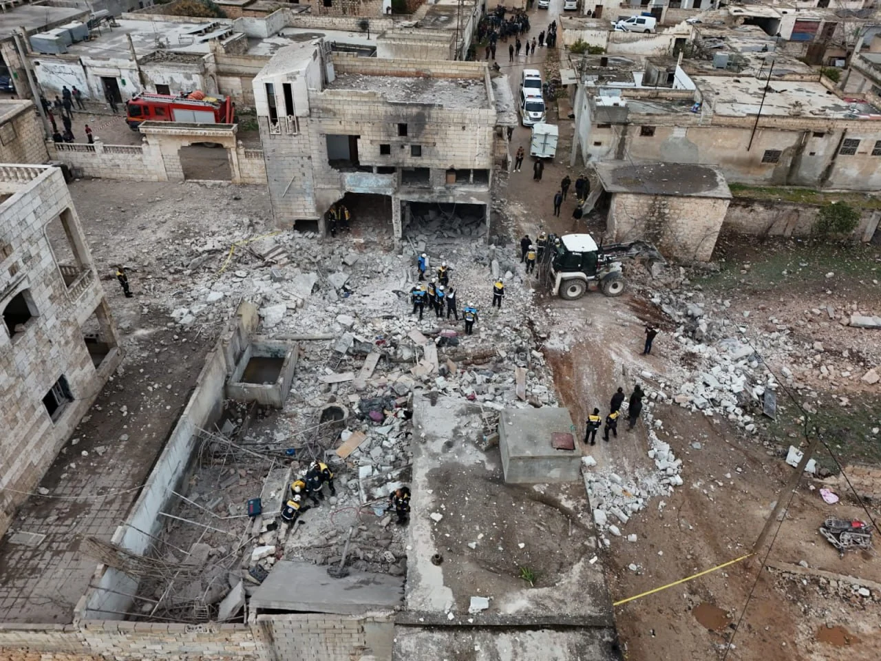 Seven killed in a massacre caused by explosion of war remnants of unidentified source in E. Idlib, February 20, 2025