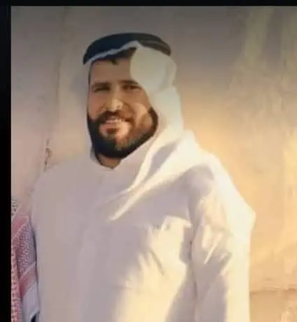 مقتل بشير العبيد إثر انفجار لغم تمت زراعته من قبل جهة لم نتمكن من تحديدها جنوب محافظة دير الزور في 23-3-2025